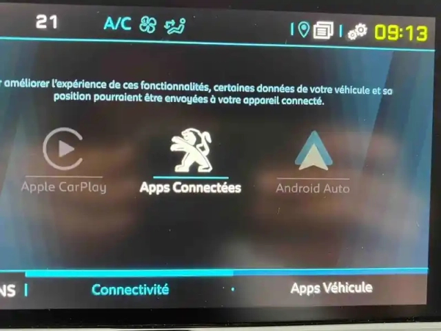 Peugeot 208 e- 136ch style — photo 13