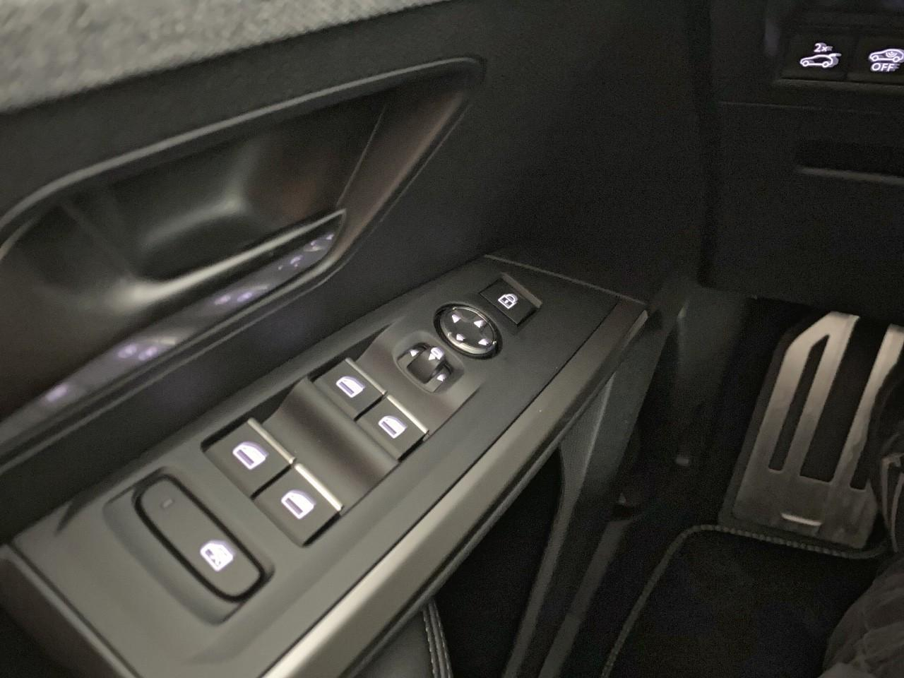 Peugeot 3008 hybrid 145 e-dcs6 gt — photo 20