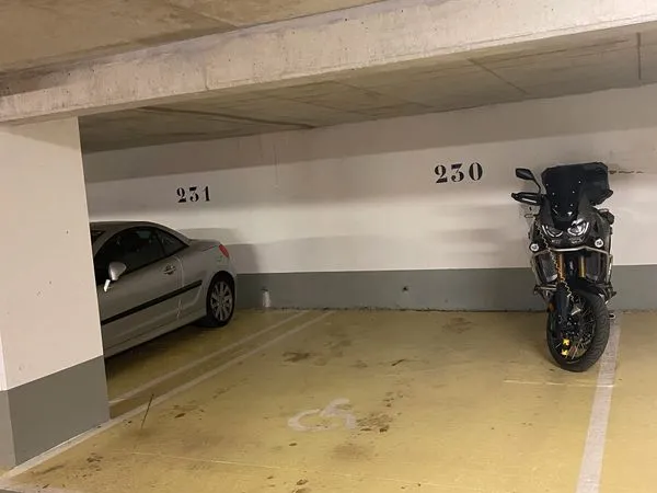 Parking 16m2 Villejuif centre