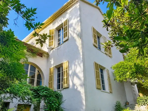 Villa 5 pièces 170 m²