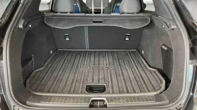 Lynk&Amp;Co 01 1.5 phev 261 ch dcth7 — photo 5