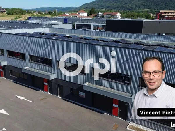 Local industriel 544 m²