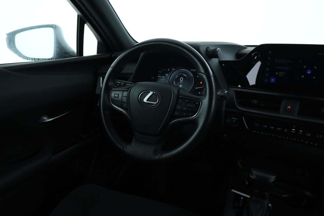 Lexus UX-Serie 250h Pack Business 2WD — photo 12