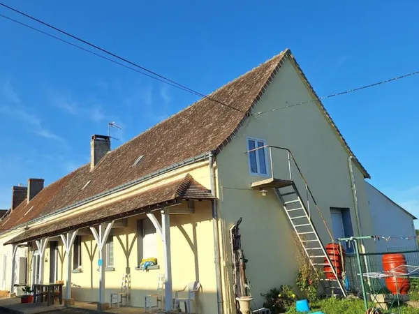 Longère avec grand terrain