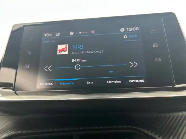 Peugeot 208 puretech 75 s&amp;s bvm5 — photo 41