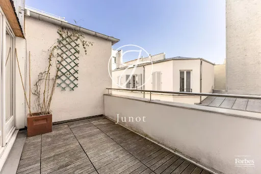 Appartement 6 pièces 130 m²