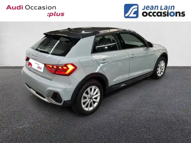 Audi A1 citycarver 30 tfsi 110 ch s tronic 7 — photo 5