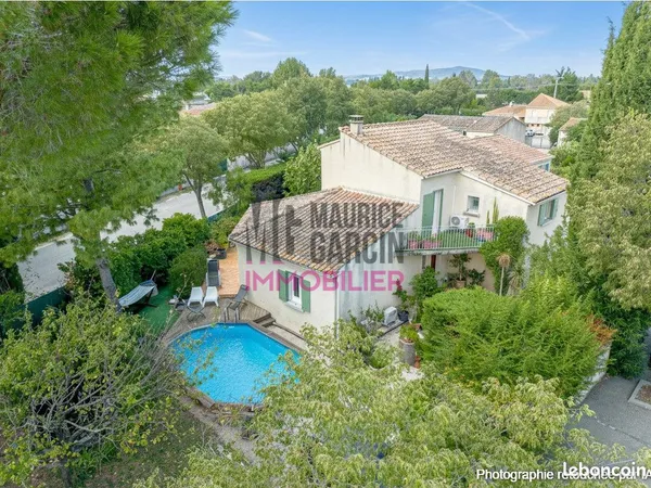 Maison 5 pièces 170 m²