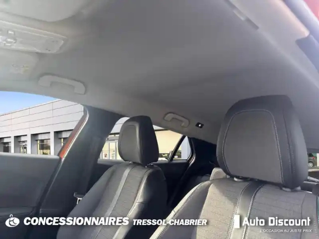 Peugeot 2008 bluehdi 130 s&amp;s eat8 allure — photo 25