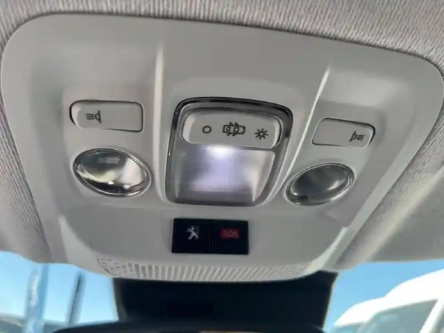 Peugeot 208 puretech 110ch s&amp;s bvm6 — photo 24