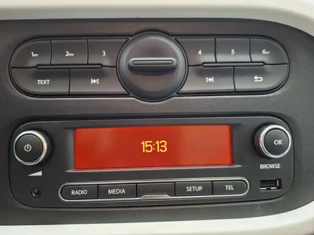 Renault Twingo iii 1.0 sce 70 e6c — photo 41