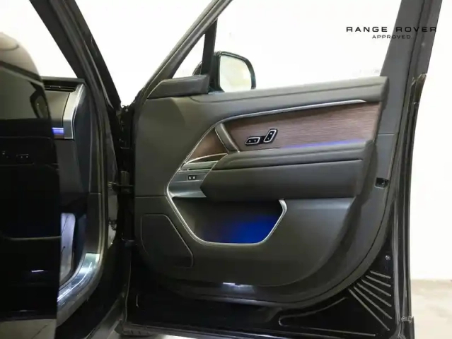 Land Rover Range Rover 3.0 p460e 460ch phev hse swb — photo 30