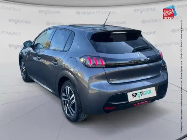Peugeot 208 1.2 puretech 100ch s&amp;s allure  pack — photo 8