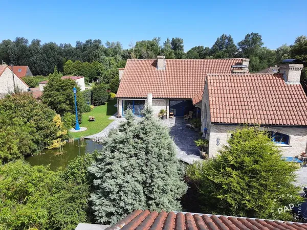 Maison 6 pièces 560 m²