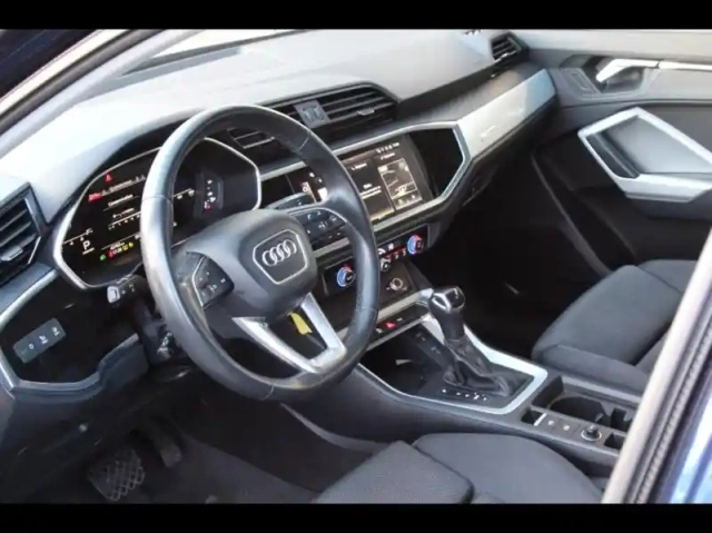 Audi Q3 sportback 35 tfsi 150ch business executive s tronic 7 — photo 11