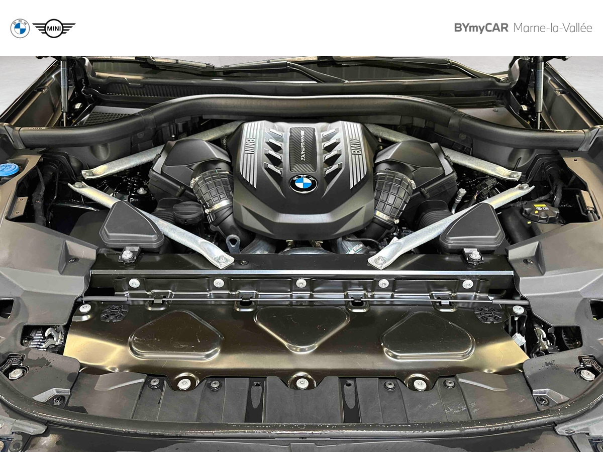 BMW X6 M50i 530 ch BVA8 — photo 17