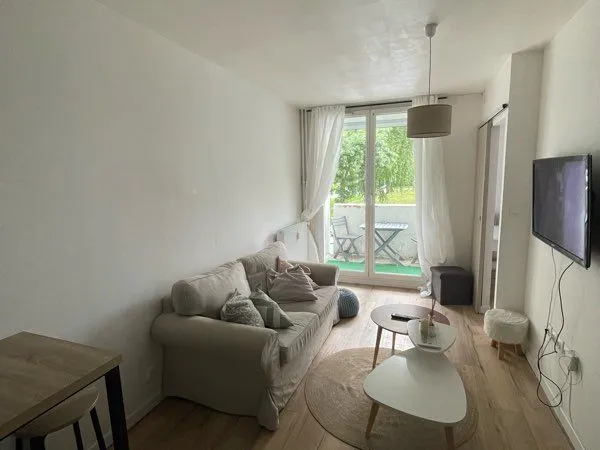 Appartement meublé 35 m² - Balcon + parking - 670 CC