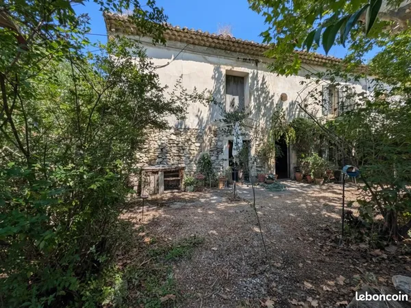 Mas 6 pièces 202 m²