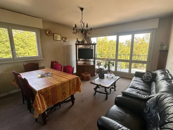 Appartement 4 pièces 84 m²