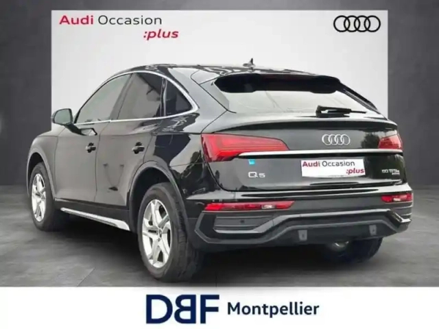 Audi Q5 50 tfsie 299 s tronic 7 quattro business executive — photo 14