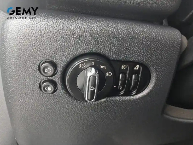 Mini Mini hatch 3 portes one 102 ch — photo 21