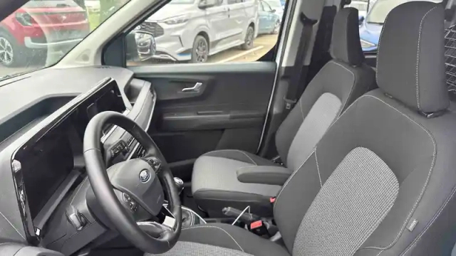Ford Transit courier ca 1.5 ecoblue 100 bvm6 — photo 4