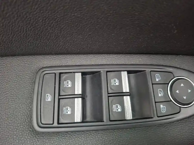 Renault Captur tce 90 — photo 43