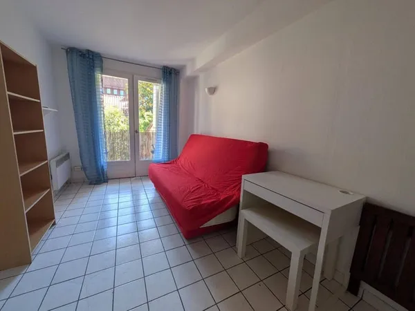 Studio 1 pièce 17 m²