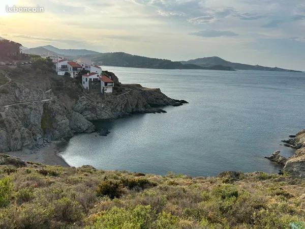 Maison au troc Pinel à banyuls sur mer avec accès direct à la mer en zone de réserve marine