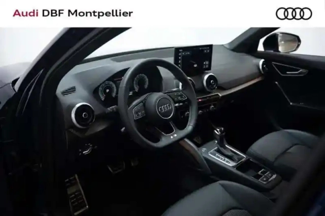 Audi Q2 35 tfsi 150 s tronic 7 s line plus — photo 3