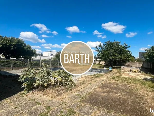Terrain 561 m² CHARTRES DE BRETAGNE
