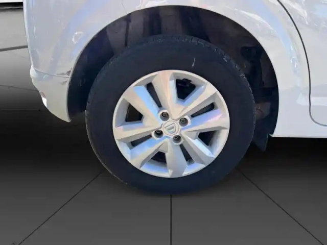 Dacia Sandero 1.0 eco-g 100ch expression — photo 11