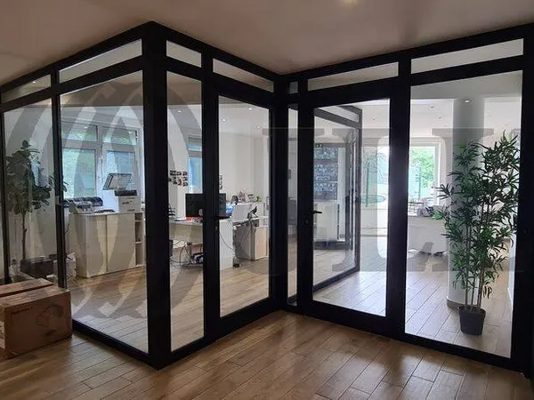 Local d'activité 1964 m²