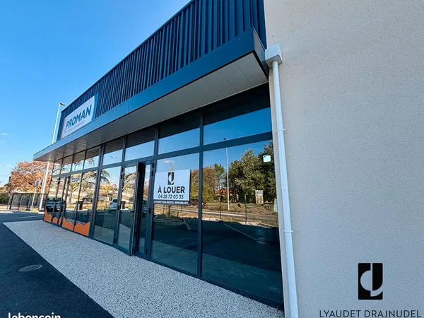 Local commercial 134 m² ROANNE
