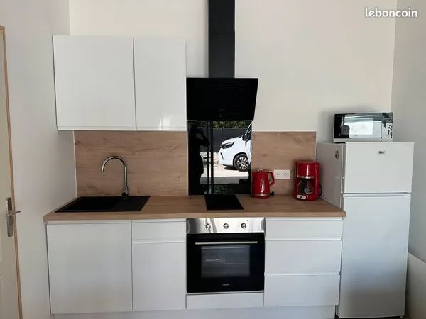 Saintes - Les Vacherons | Studio meublé 20 m² avec extérieur & parking