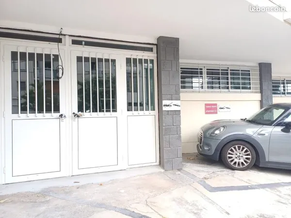 Local commercial 90 m²