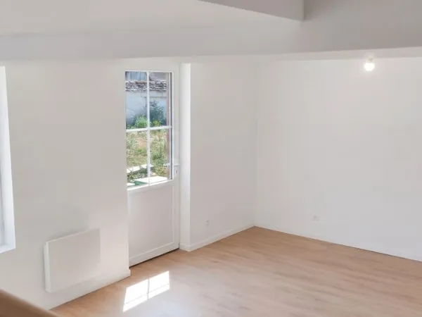 Maison entièrement rénovée particulier à particulier