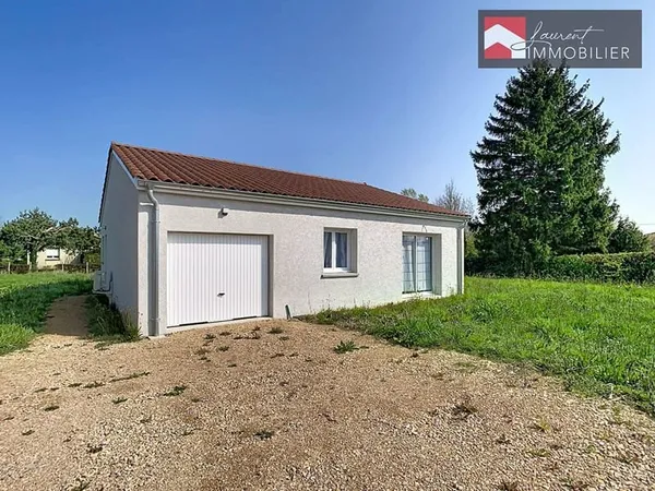 Villa de plain pied 3 chambres + Garage - 01190 CHEVROUX