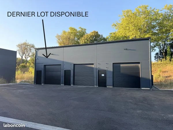 📢 À LOUER - LOCAL ARTISANAL / PROFESSIONNEL 75 m² - Idéal PME, artisans et sociétés de services