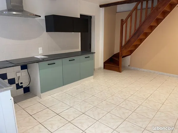 À louer T3 Triplex