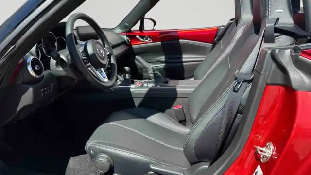 Mazda Mx-5 roadster 1.5l skyactiv-g 132 ch — photo 11