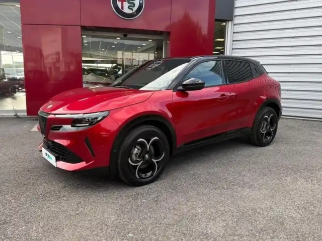 Alfa Romeo Junior 1.2 ibrida 145ch premium e-dct6 q4