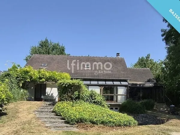 Maison familiale-4 chambres-1 639 m² de terrain-Thorigny