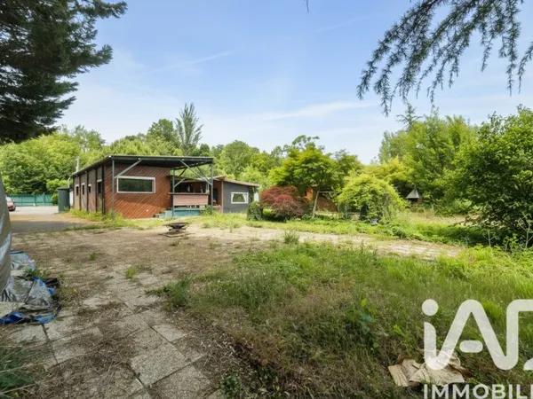 Terrain 2345 m²
