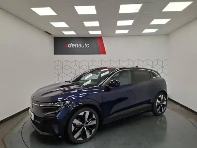Renault Megane e-tech ev60 220 ch super charge — photo 11