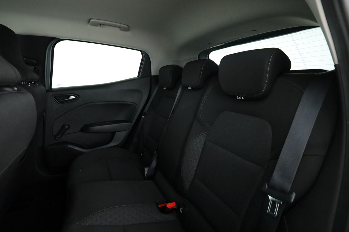 Renault Clio 1.6 E-Tech Business — photo 13