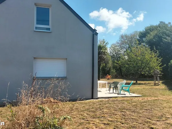 Maison récente à louer lumineuse avec jardin proximité Auray