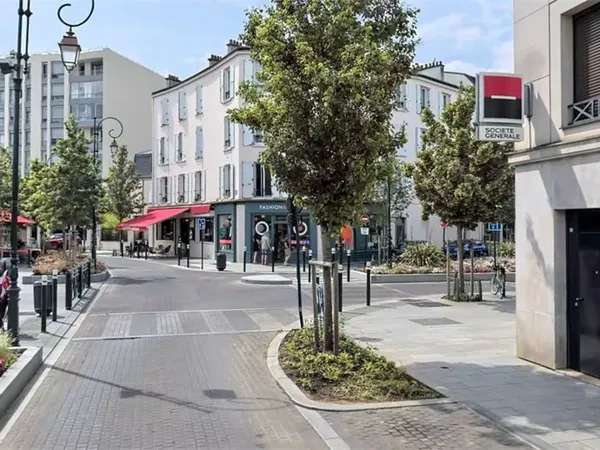 Boutique 78 m² LA GARENNE COLOMBES