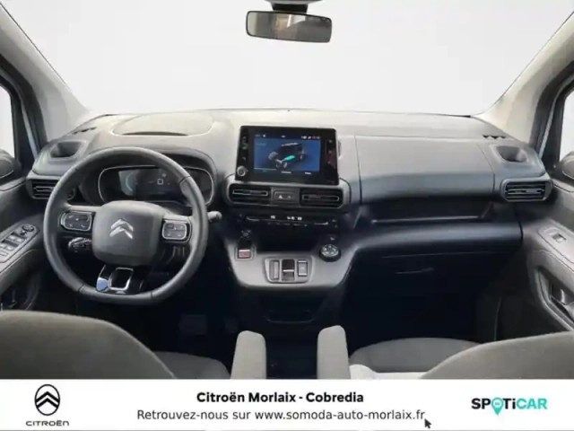 Citroën Berlingo m moteur electrique 136ch (100 kw) shine automatique — photo 8