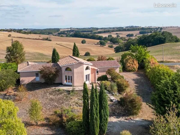 Pavillon 4 pièces 145 m²